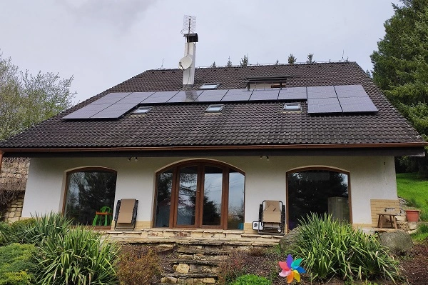 Únětice - 14 panelů